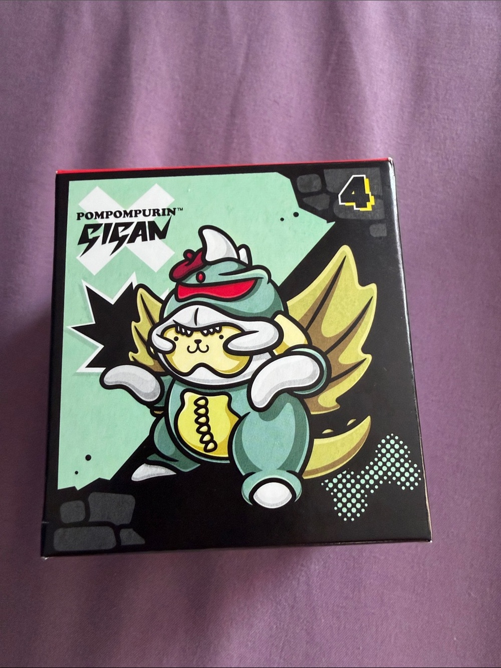 Hello Kitty and Friends. Pompompurin Gigan.
